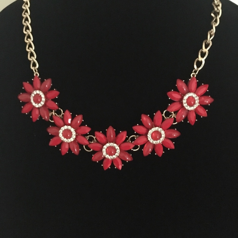 Red Flower Necklace With Rhinestones - Picture 2 of 5